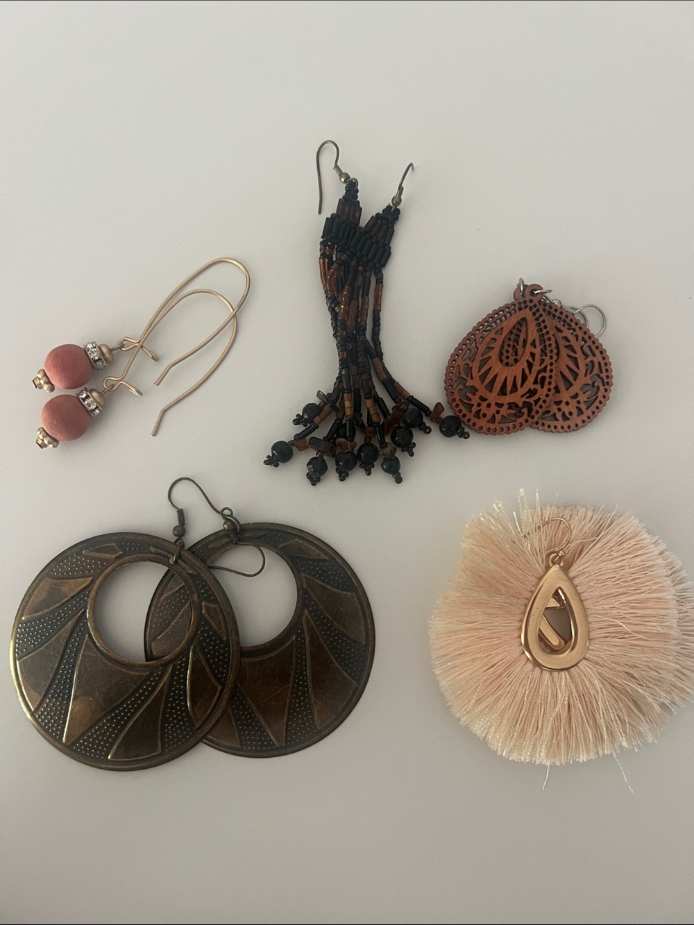 Assorted Women’s Earring Set in Black, Brown, Pink and Gold